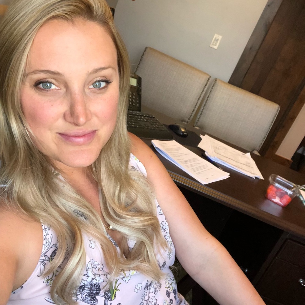 Meet your Posher, Brenna